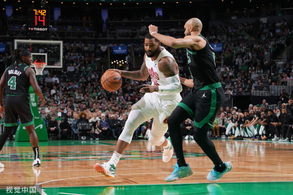 更是每一位 更是每一位