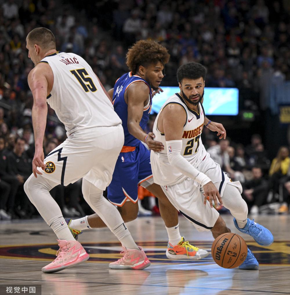 他不止一次 他不止一次