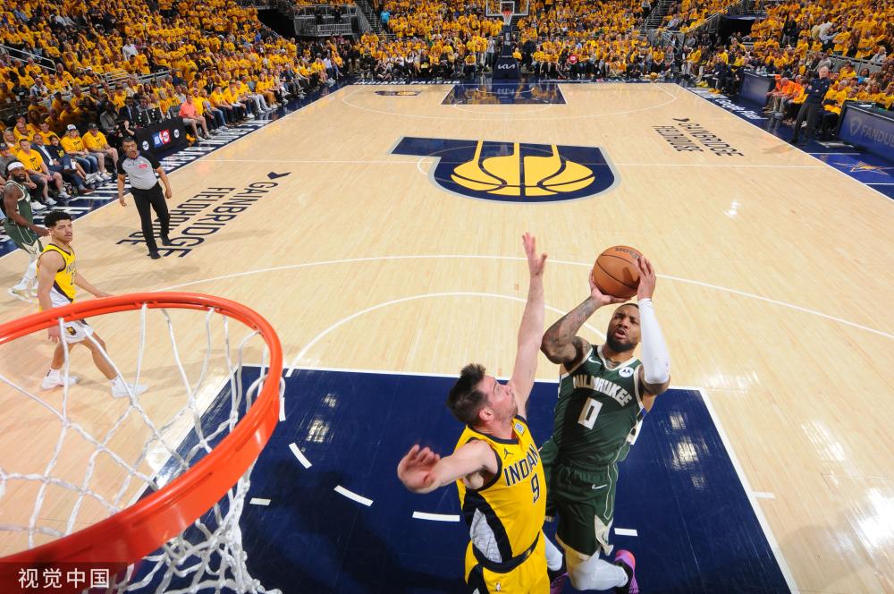 似微光闪烁 似微光闪烁