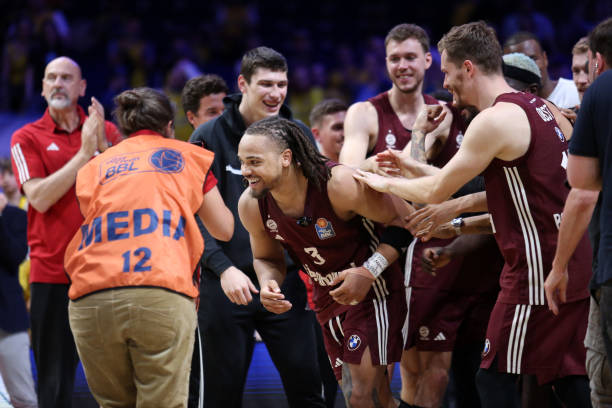 从商业运营 从商业运营